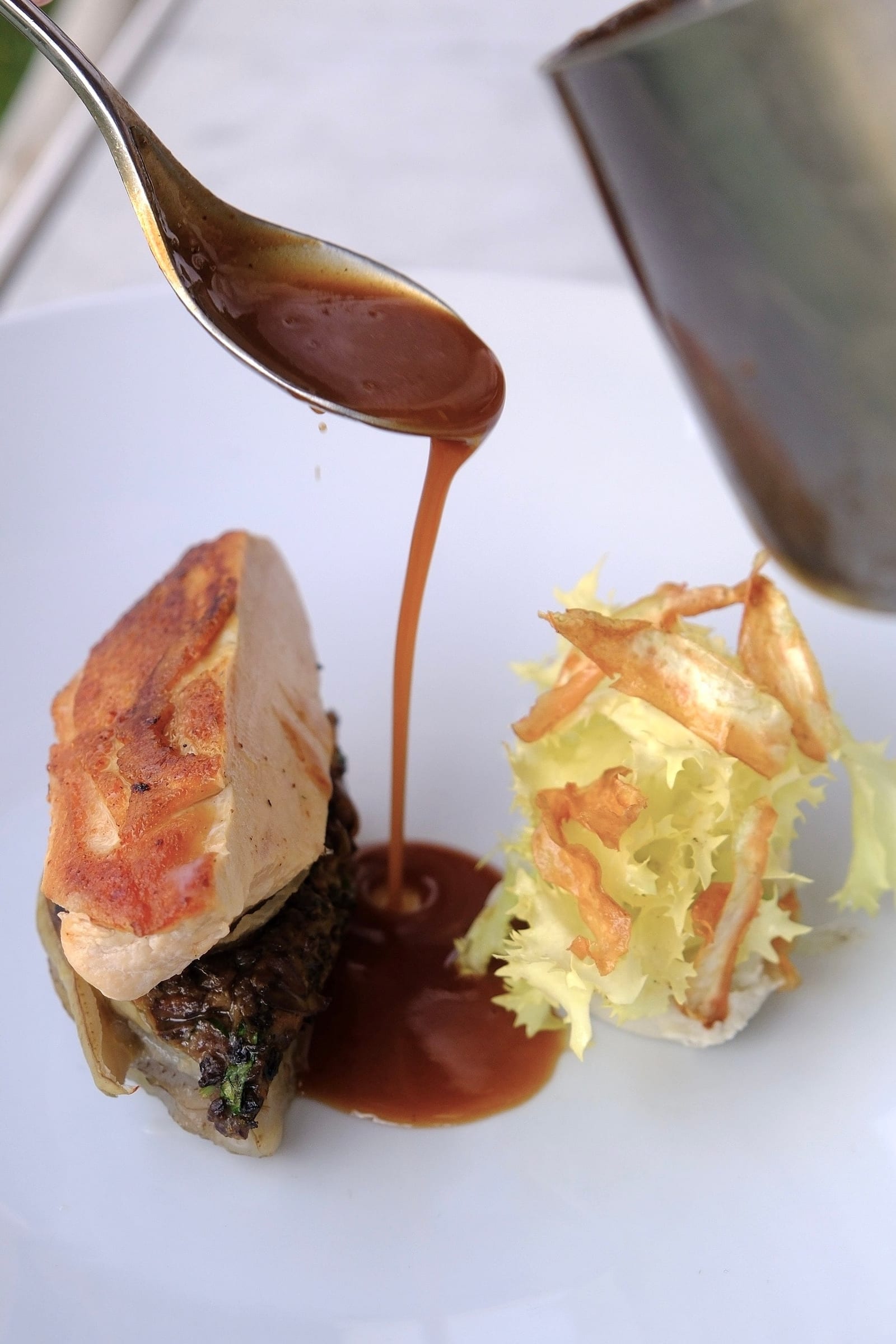 La table à Toile Blanche